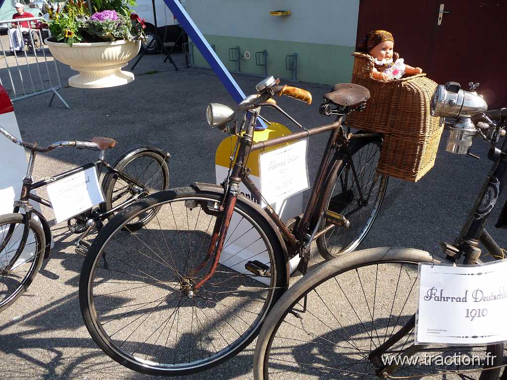 2011_rustenhart (77).jpg - 02/10/2011 - 68740 RUSTENHART 31ème Randonnée Internationale des Vendanges - Fahrrad Italien 1930